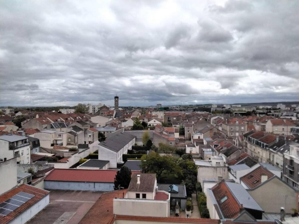4 Et 4 Salles De Bains Appartement *